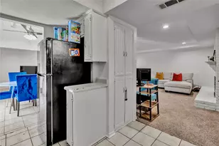 801 Waynelee Dr, Lancaster, TX 75146 - Photo 8