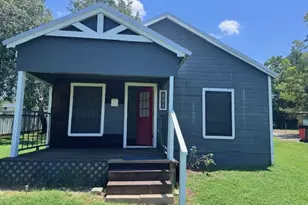 354 28th St NE, Paris, TX 75460 - Photo 2