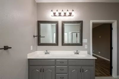 9125 Vineyard Lane, Fort Worth, TX 76123 - Photo 16