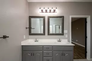 9125 Vineyard Ln, Fort Worth, TX 76123 - Photo 16