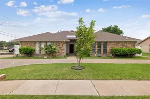 2001 Stain Glass Dr, Plano, TX 75075 - Photo 1