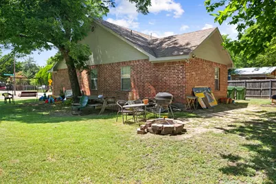 1724 Willow Hollow Drive, Garland, TX 75040 - Photo 18