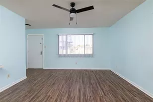 104 Harbor Dr, Runaway Bay, TX 76426 - Photo 14