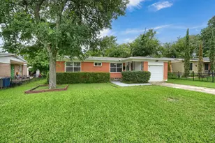 10628 Benbrook Dr, Dallas, TX 75228 - Photo 34