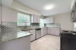 10628 Benbrook Dr, Dallas, TX 75228 - Photo 10