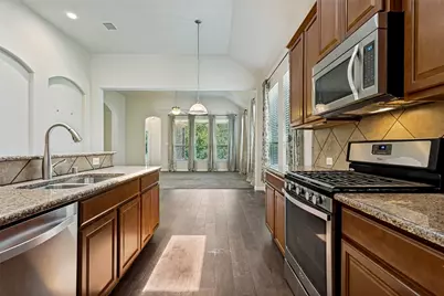 4025 Hawthorne Drive, Sachse, TX 75048 - Photo 8