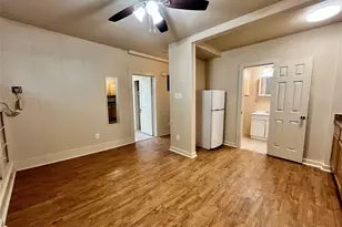 301 Amarillo St, Denton, TX 76201 - Photo 4