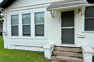 301 Amarillo St, Denton, TX 76201 - Photo 2