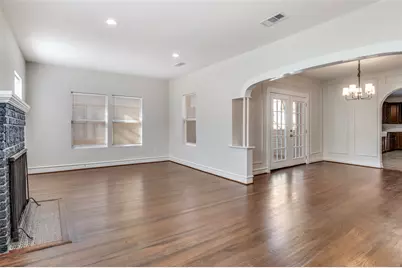 1631 Homewood Place, Dallas, TX 75224 - Photo 2