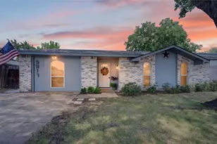 5917 Maple Ln, Rowlett, TX 75089 - Photo 2