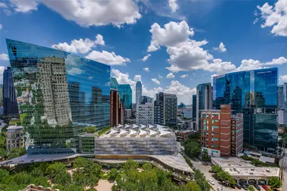 2555 N Pearl Street #1402, Dallas, TX 75201 - Photo 2