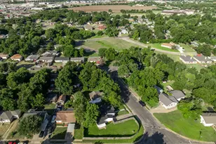 3804 Belmont Dr, Waco, TX 76711 - Photo 36