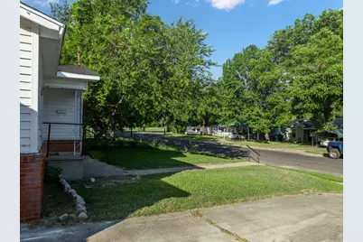 3804 Belmont Drive, Waco, TX 76711 - Photo 4