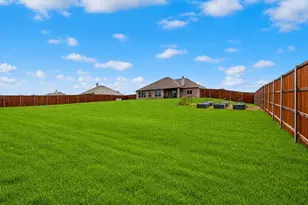 690 Serenity Ln, Red Oak, TX 75154 - Photo 30