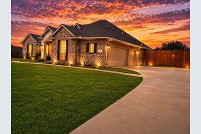 690 Serenity Lane, Red Oak, TX 75154 - Photo 2