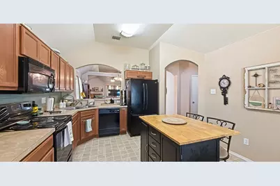 1141 Trinidad Drive, Fort Worth, TX 76140 - Photo 6