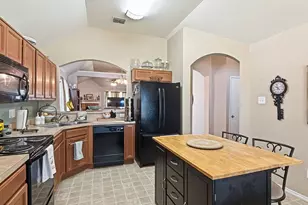 1141 Trinidad Dr, Fort Worth, TX 76140 - Photo 6