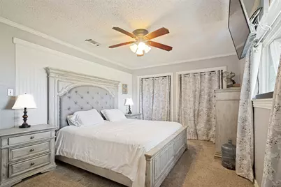 906 Clearview Street, Krum, TX 76249 - Photo 12