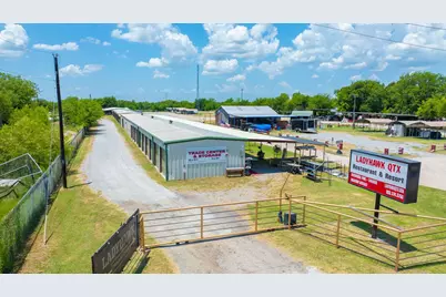 8806 Farm To Market 751, Quinlan, TX 75474 - Photo 40