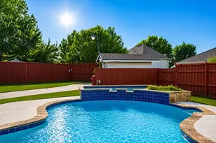 2044 Hillshire Dr, Lewisville, TX 75067 - Photo 34