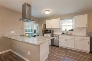 2211 Yewpon Dr, Carrollton, TX 75007 - Photo 10