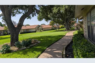 4426 Wind River Lane, Garland, TX 75042 - Photo 4