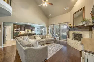 10865 Cardiff Ln, Frisco, TX 75035 - Photo 12