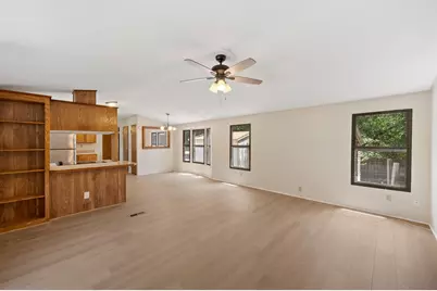 1027 Glen Brook Drive, Pecan Hill, TX 75165 - Photo 6