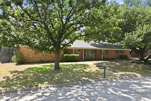1429 Pamela St, Hurst, TX 76053 - Photo 26