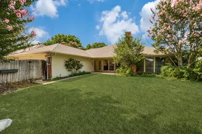 2506 Bluebonnet Drive, Richardson, TX 75082 - Photo 12