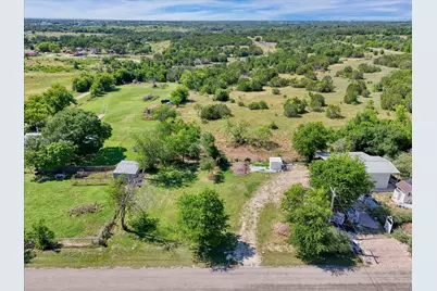 122 Heath Street, Hico, TX 76457 - Photo 2