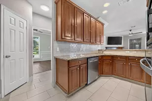 6217 Apache Dr, The Colony, TX 75056 - Photo 16