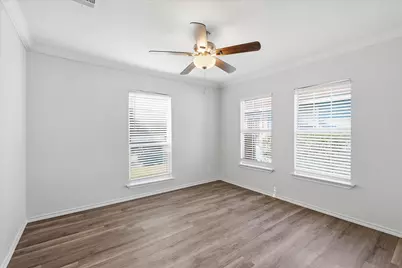 1515 E Waco Avenue, Dallas, TX 75216 - Photo 6
