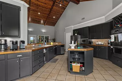 995 Beaver Run Lane, No City, TX 75603 - Photo 22