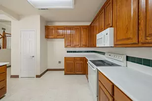 1718 Lake Bluff Dr, Garland, TX 75043 - Photo 18