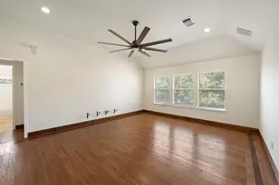 1718 Lake Bluff Dr, Garland, TX 75043 - Photo 30