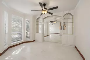 1718 Lake Bluff Dr, Garland, TX 75043 - Photo 10