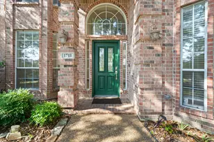 1718 Lake Bluff Dr, Garland, TX 75043 - Photo 4