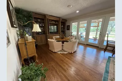 14635 Tanglewood Drive, Farmers Branch, TX 75234 - Photo 10
