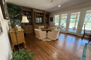 14635 Tanglewood Dr, Farmers Branch, TX 75234 - Photo 10