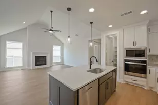 9817 Oak Glade Dr, Denton, TX 76207 - Photo 10