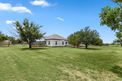 5312 Crown Lane, Wichita Falls, TX 76310 - Photo 4