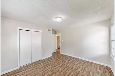 4713 Laverda Drive, Haltom City, TX 76117 - Photo 18