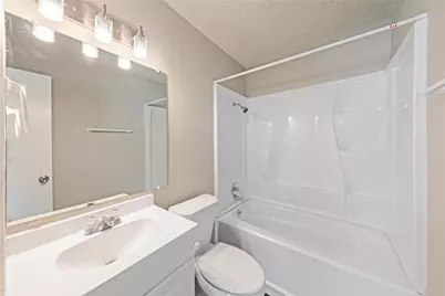 4713 Laverda Drive, Haltom City, TX 76117 - Photo 20
