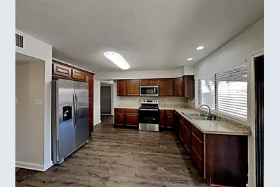 3522 Whitney Drive, Carrollton, TX 75007 - Photo 4