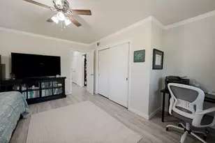 4708 Holiday Ln E, North Richland Hills, TX 76180 - Photo 26