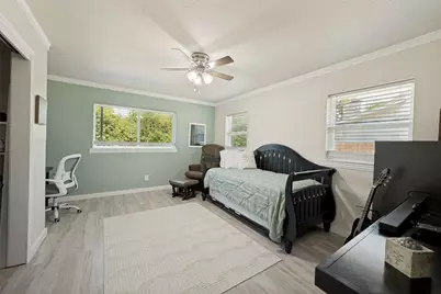 4708 Holiday Lane E, North Richland Hills, TX 76180 - Photo 24