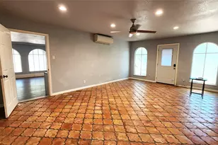 1815 Greenwood Dr, Denton, TX 76209 - Photo 8