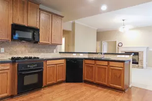 108 Red Bluff Dr, Hickory Creek, TX 75065 - Photo 10