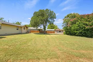 1100 N Church St, Decatur, TX 76234 - Photo 12